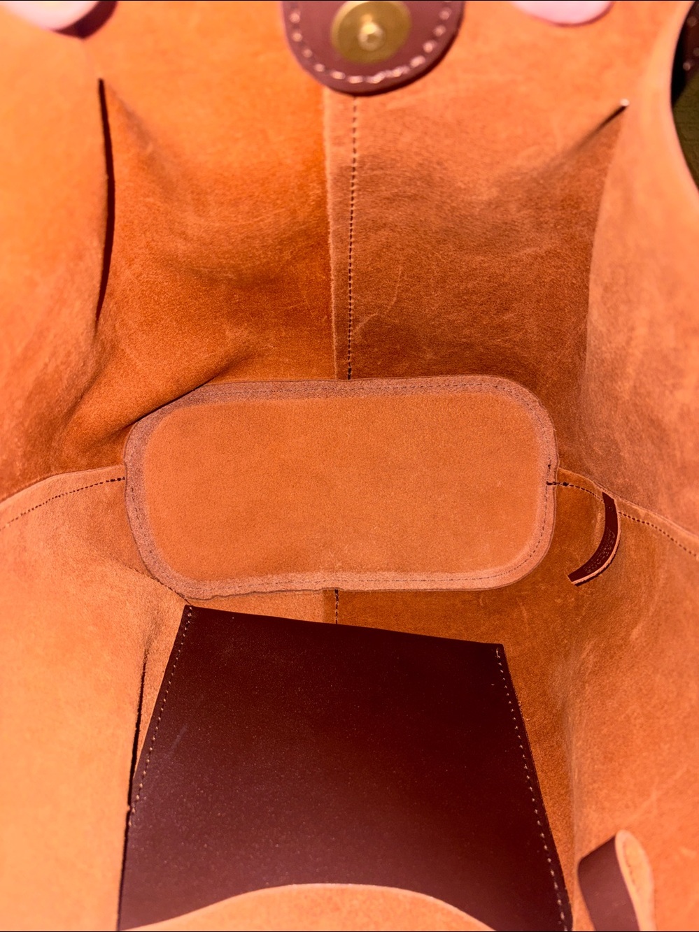 Portland Leather Goods Devan Bucket Tote large in Grizzly - Picture 6 of 9